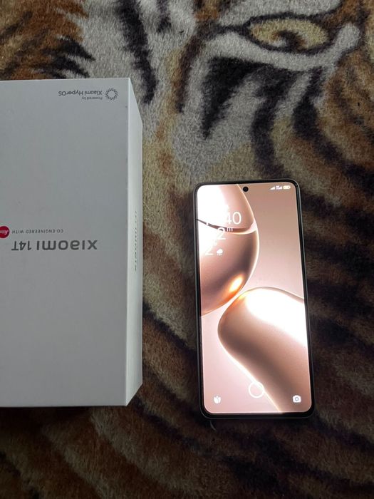 Продам ксяоми 14т titan gray