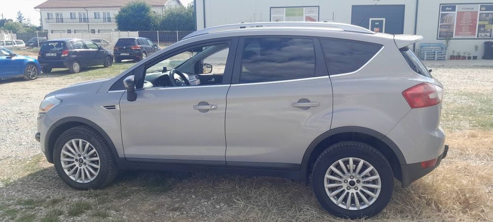 Ford  Kuga Titanium