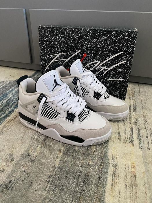 Jordan 4 military black