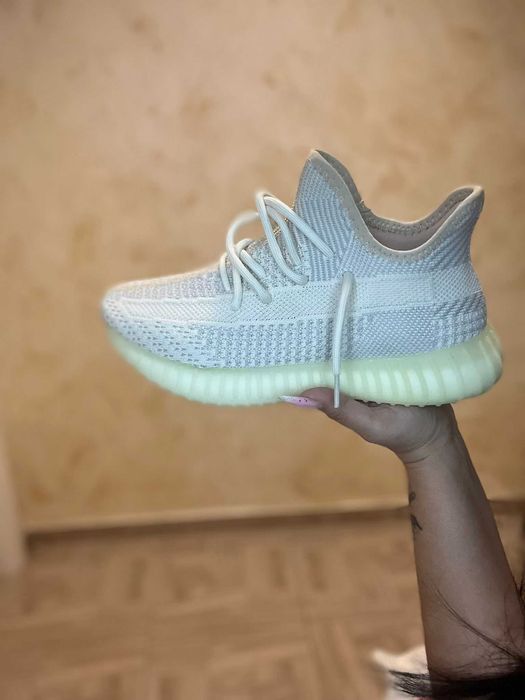 Adidasi unisex lejeri