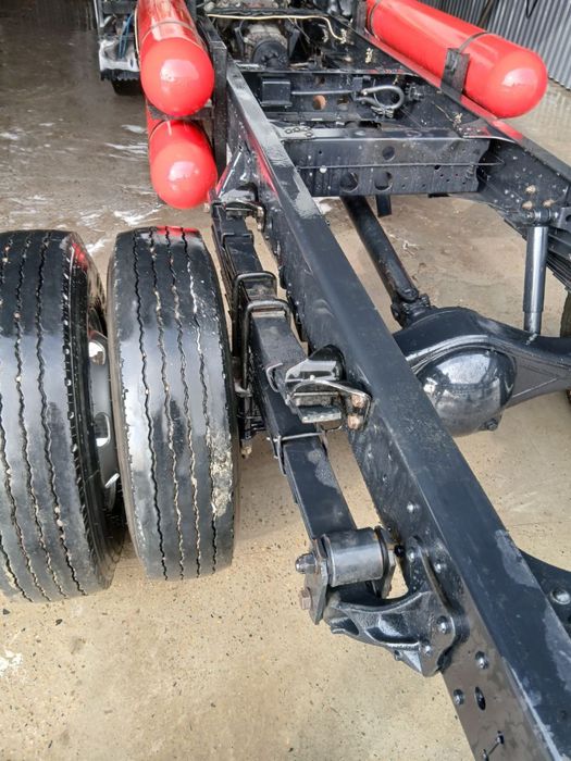 Isuzu shassi sotiladi