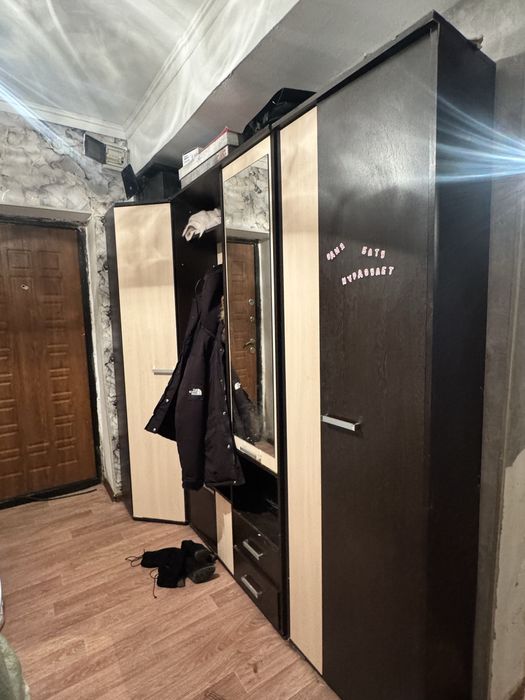 Шкаф прихожка для каридора