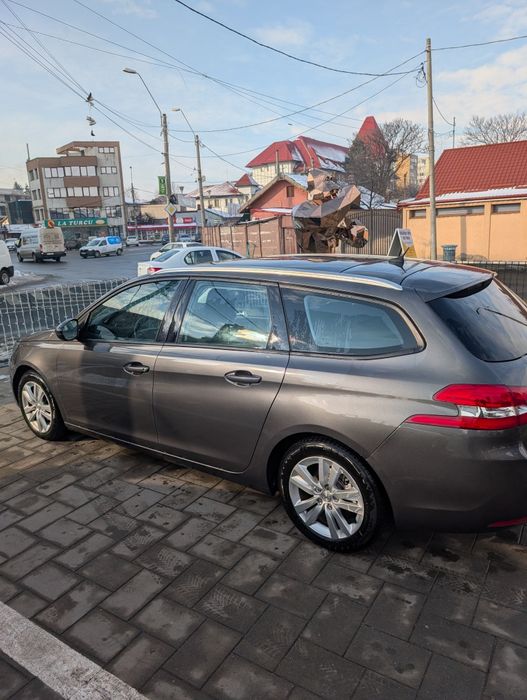 Peugeot 308 SW 2017 | 1.2 PureTech | Panoramic | Cameră | Defect Motor