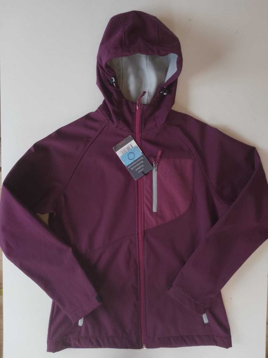 Оригинално софшел туристическо яке