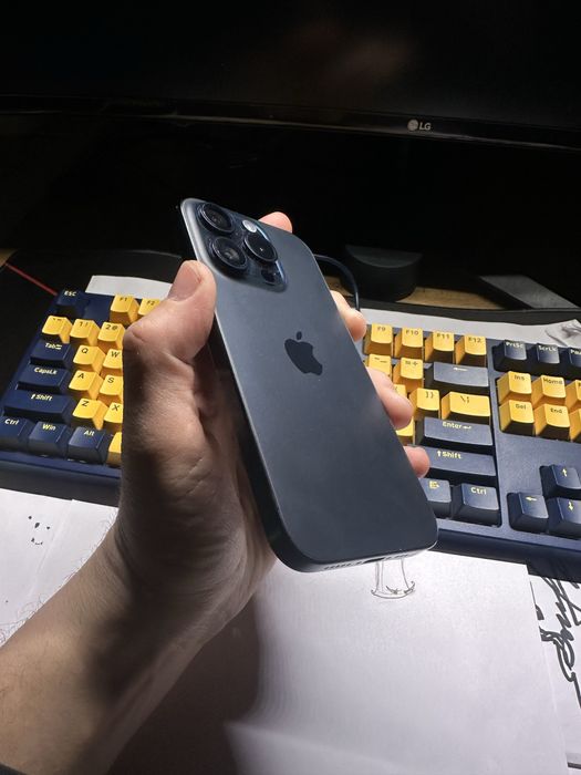 Iphone 15pro 256Gb natural blue