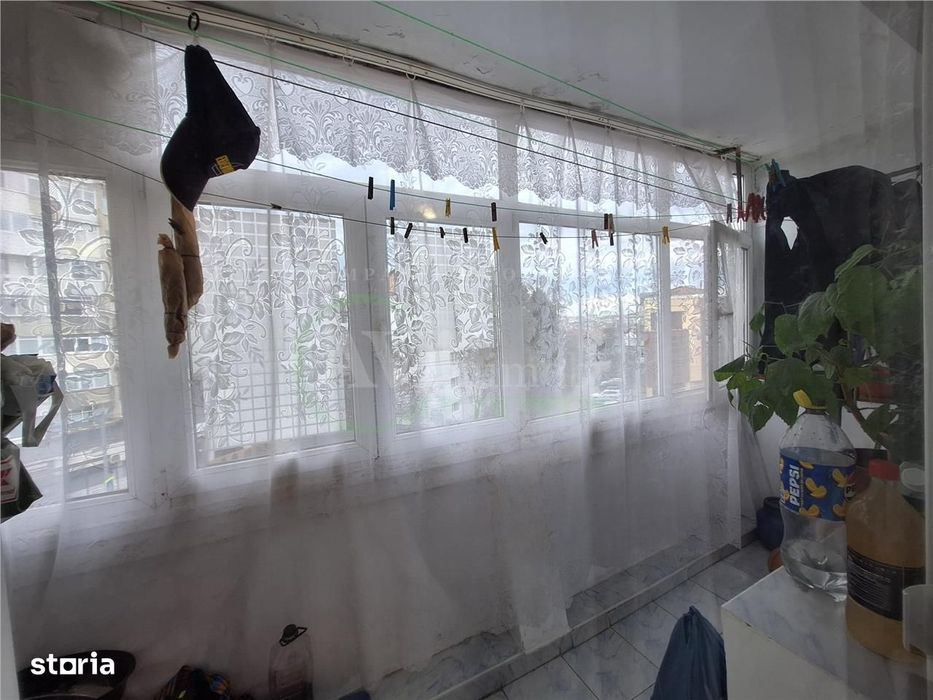 Apartament 3 camere decomandate zona Mioritei