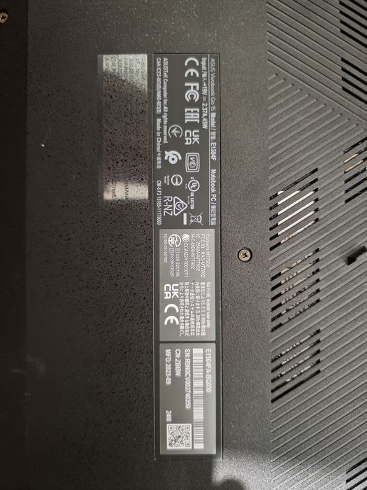 Laptop Asus Vivobook E1504FA