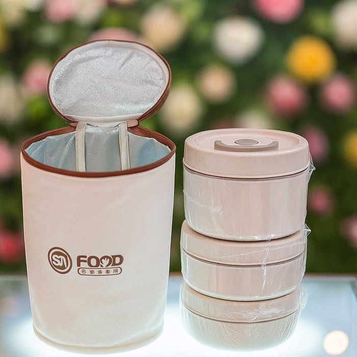 Комплект кутии за обяд с термо чанта – топла храна навсякъде