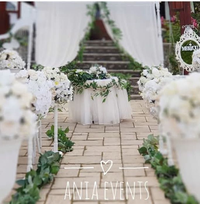 Lichidare decoruri! Vand panou paiete, litere LOVE,etc