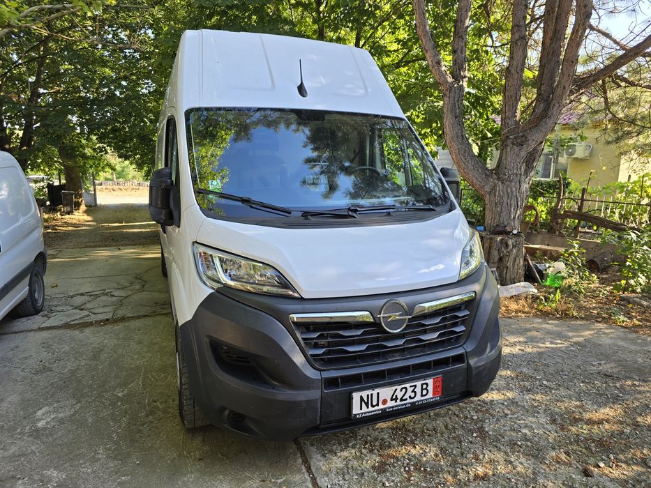 Продавам Opel Movano