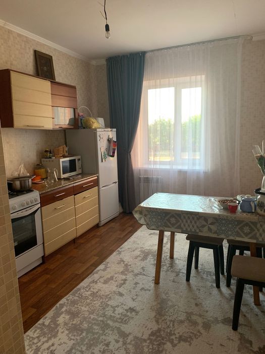 Продам двух комнатную квартиру