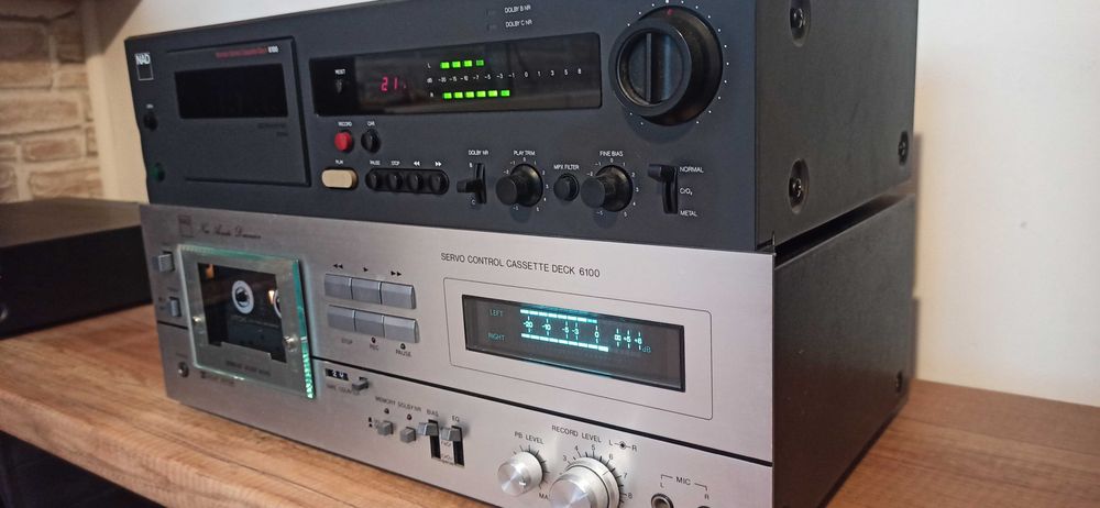 NAD 6100 monitor