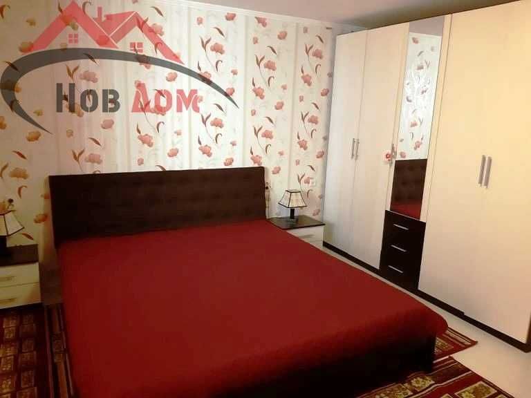 Дава се под наем Двустаен апартамент в Велико Търново, Център - 75 кв.м за 357 € - Снимка #8