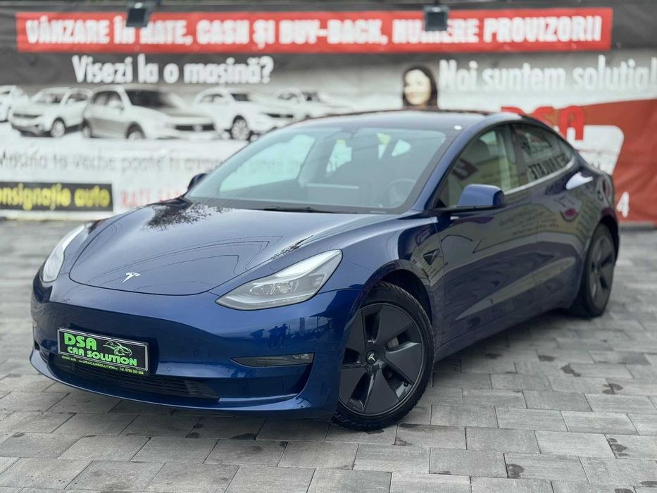 TESLA Model 3 2022 — imagine 2