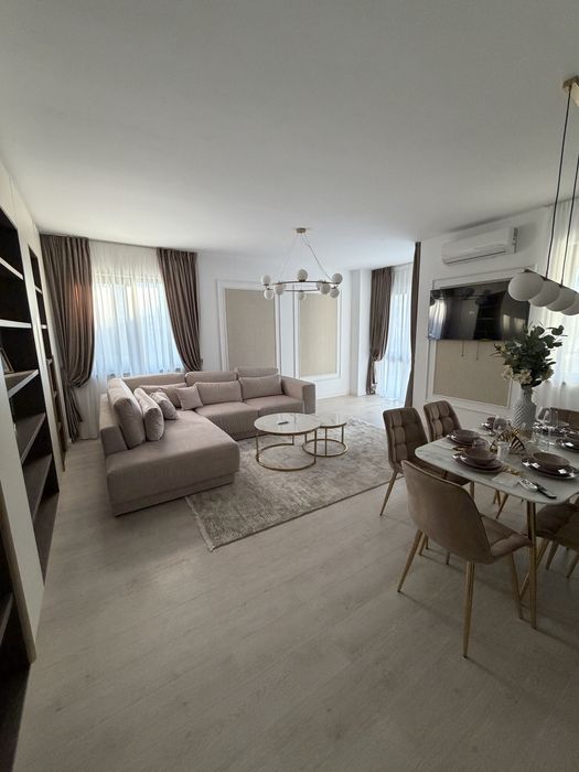 Inchiriez apartament cu 3 camere