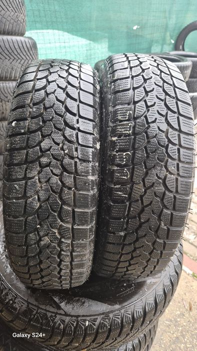 două cauciucuri 165 65 14 de iarnă,m+s