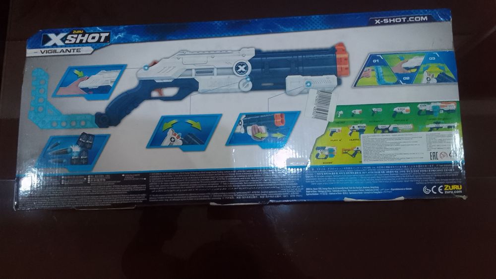 Детский игрушечный автомат для стрельбы