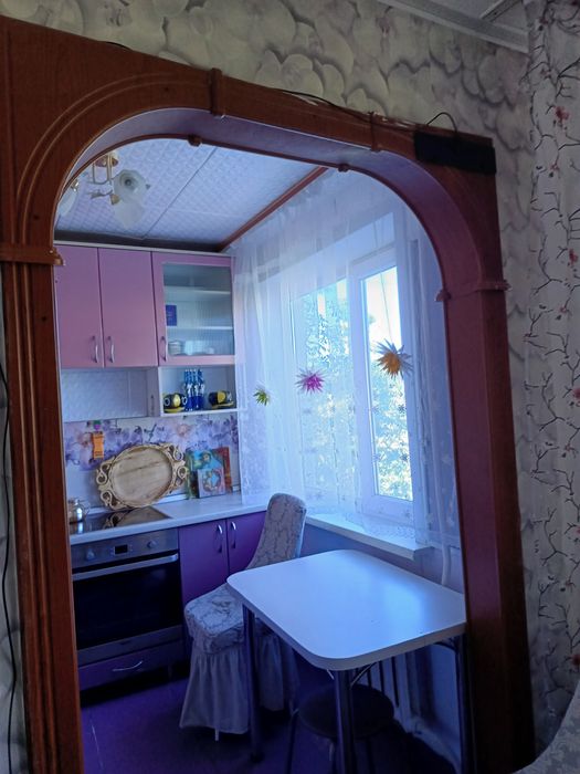 Продаётся 2 х ком КВ в центре