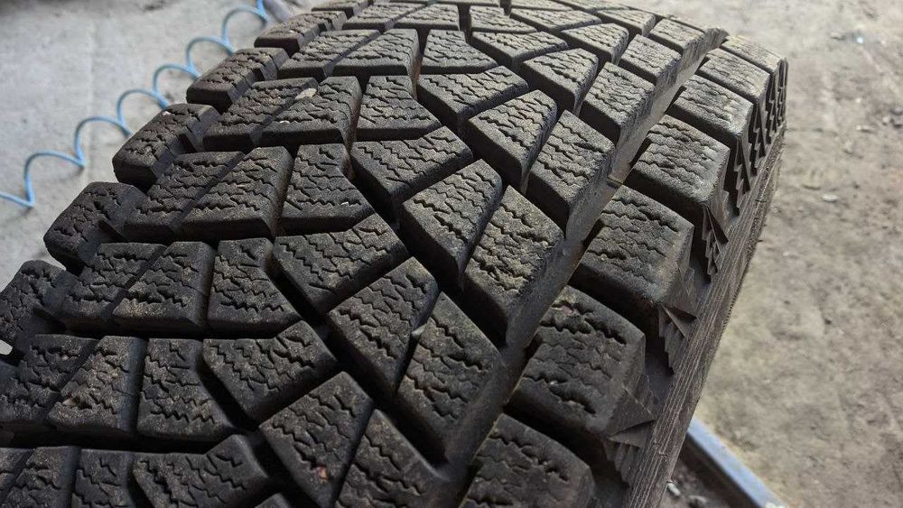 Шина зимняя 305/70 R16 Bridgestone DM-Z3