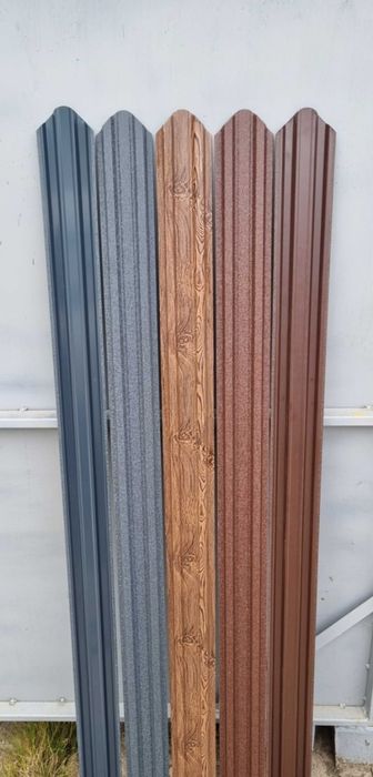 Vând sipca metalica de gard