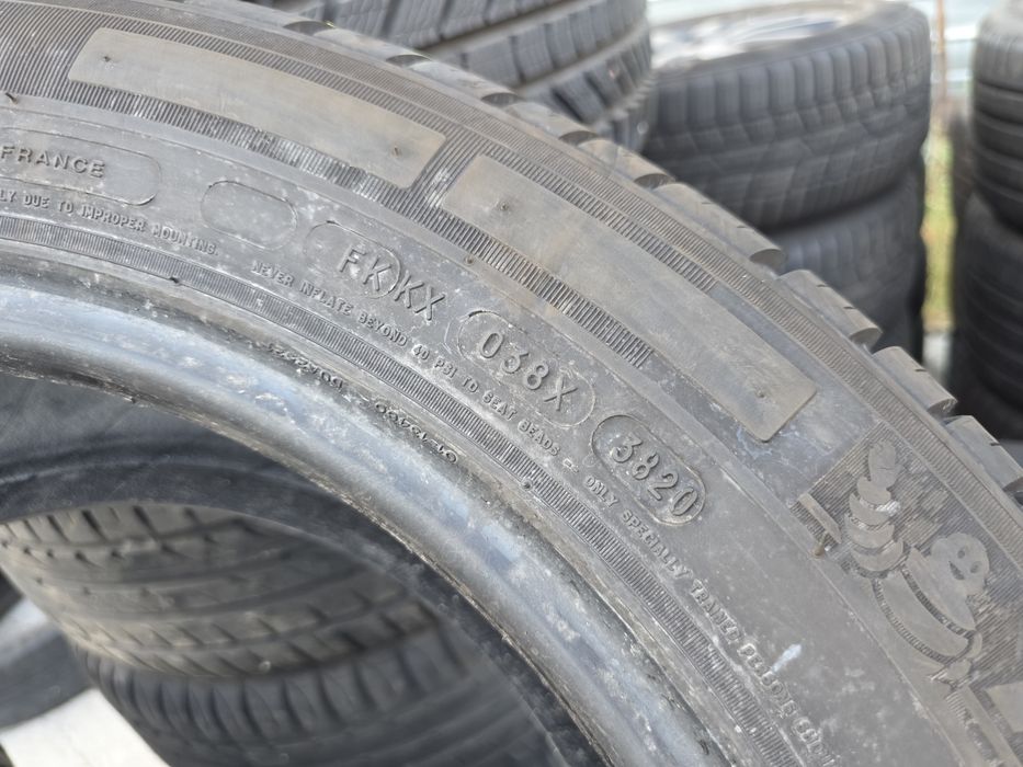 2бр Летни гуми 215 60 17 С - Michelin