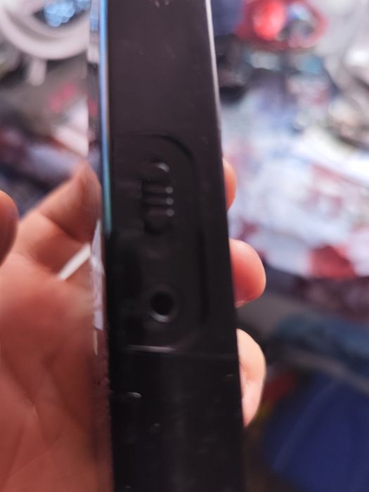 Vînd radio fm portabil