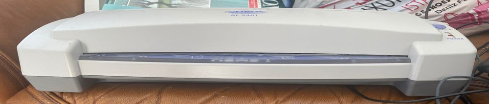 Продается машина для ламинирования!