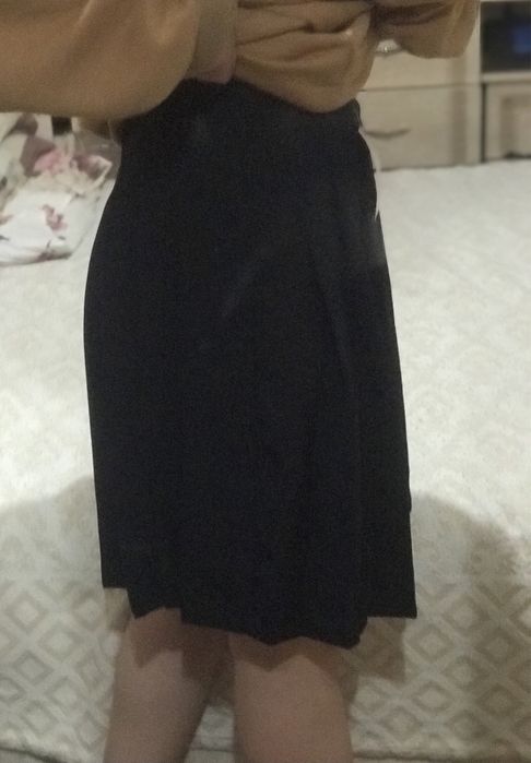 Темно-синяя юбка тениска