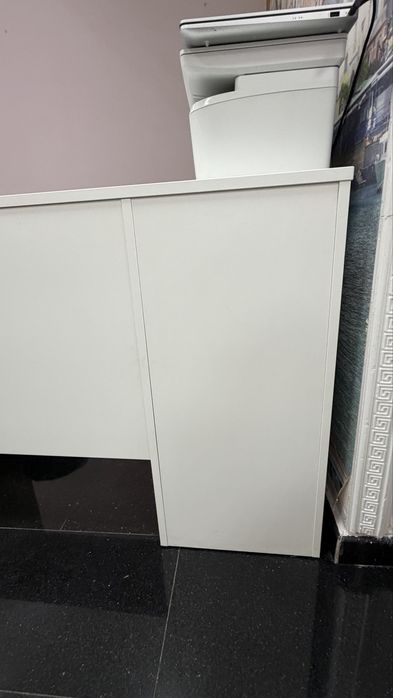 письменный стол IKEA BRIMNES (БРИМНЭС)