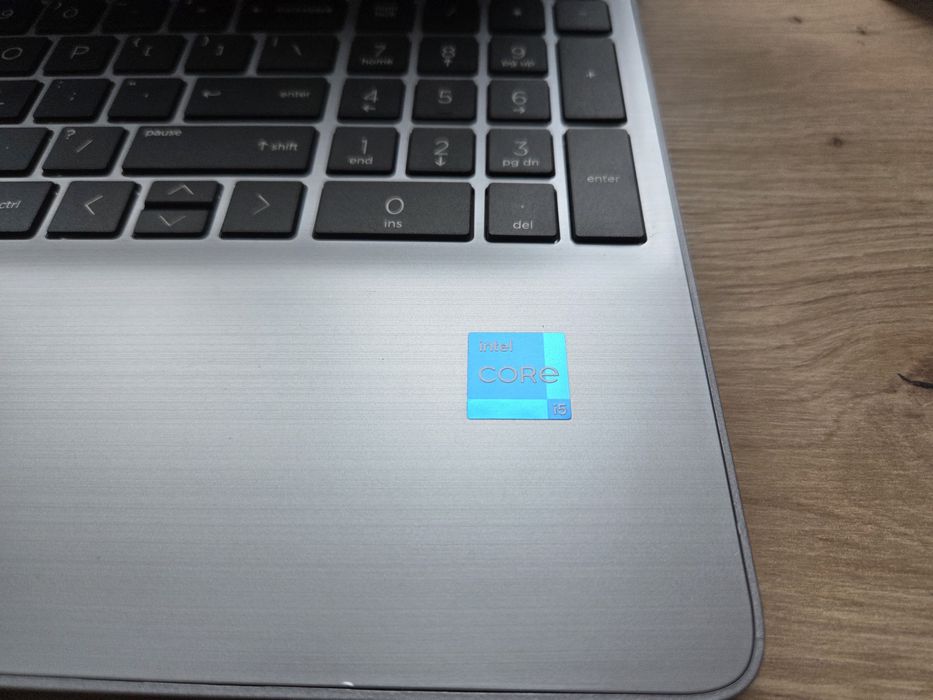 Лаптоп Hp 250 G9 512GB