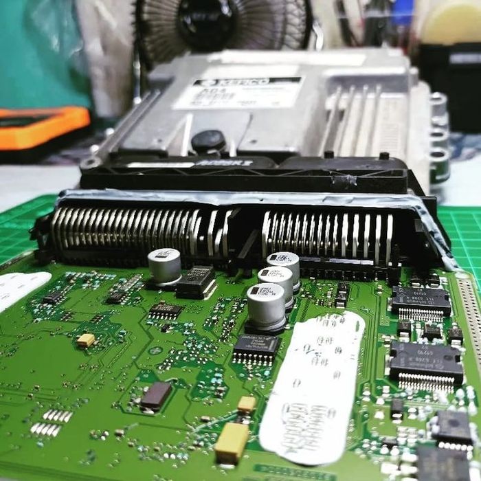 Автоэлектронщик - диагност