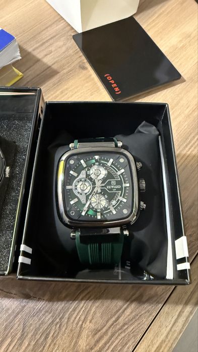 Мужские часы новые