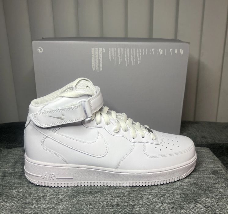 Adidasi Air Force 1 Mid Nike Air White