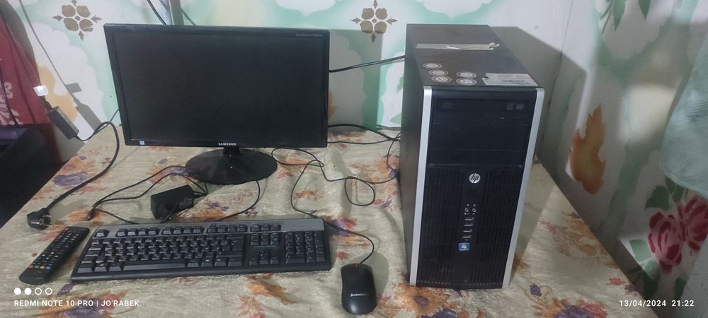 Kamputer stolni sotiladi