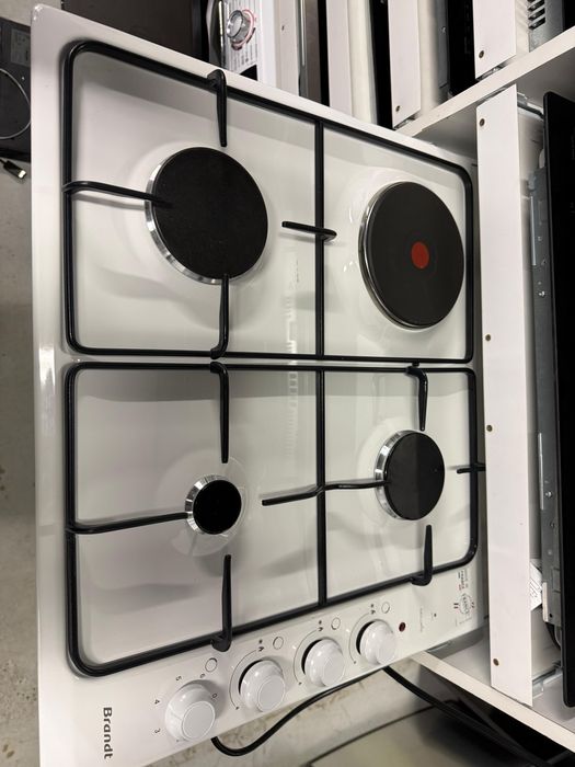 Plită mixtă încorporabilă gaz + electrică Brandt BPE6411WM