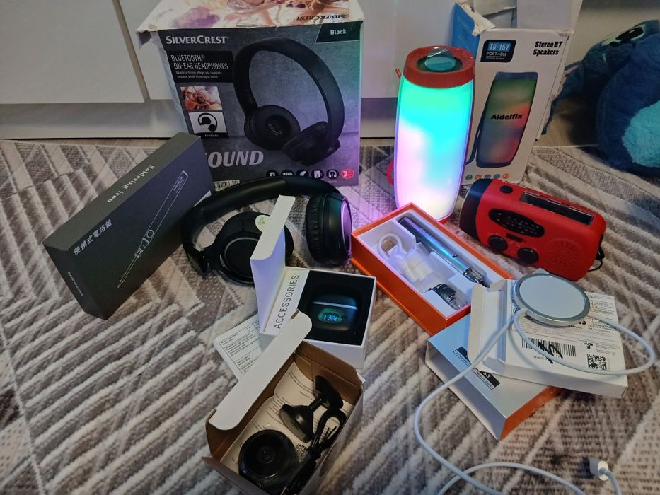 Бежични слушалки и др.