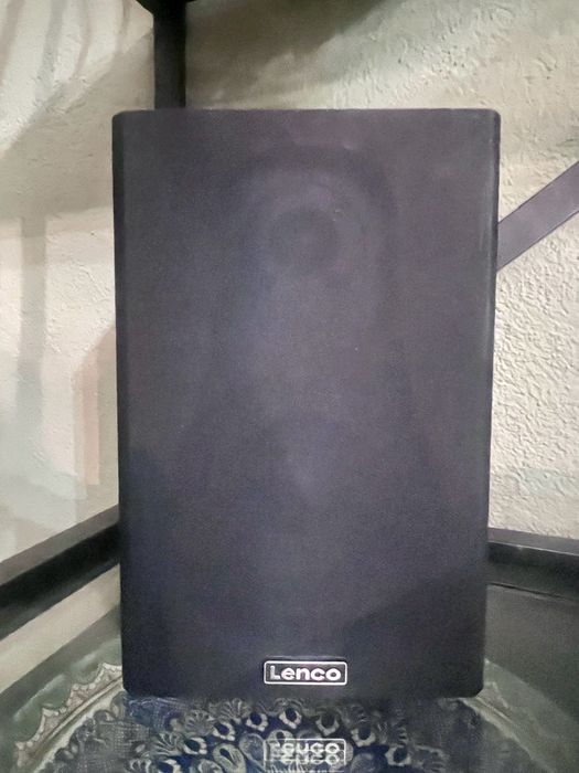 Пригрыватель Lenco LS-500 Bluetooth
