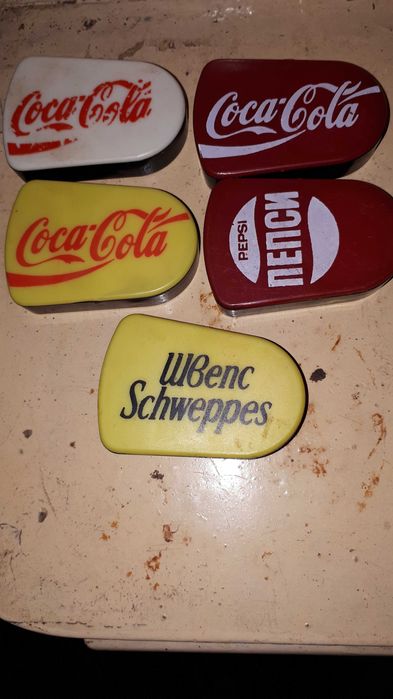 отварачки за бутилки с капачка - пластмасови, ретро