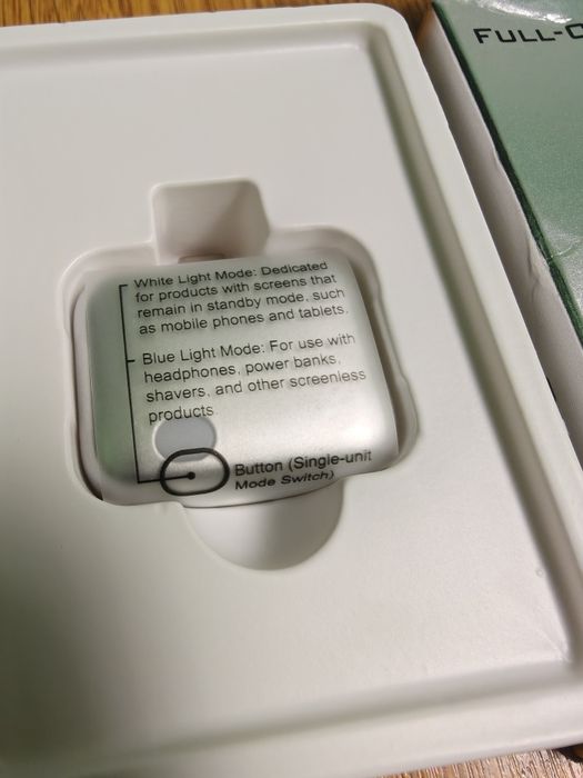 Adaptor auto deconector