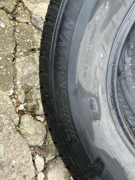 4 гуми за бус 225 75 16с 121/120R