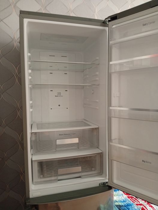 Срочно Продам Холодильник LG