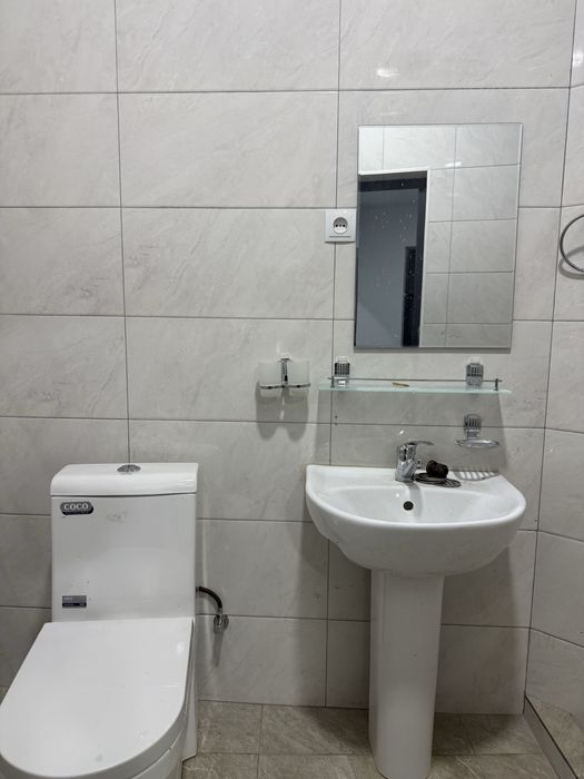 kvartira bor yotoq xona xonadinda