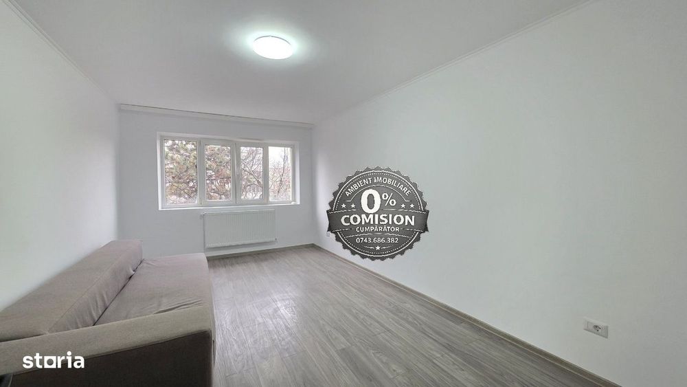 Apartament cu 3 camere, etaj 3, renovat total, VASLUI zona CENTRU-AURO