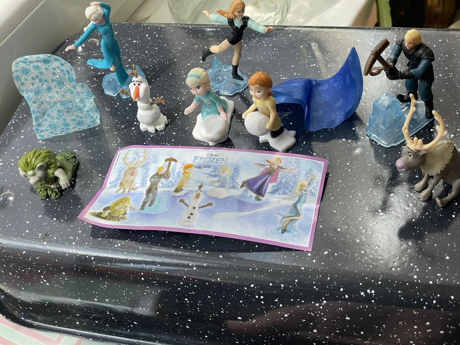 Kinder surprise Frozen 2016 complet