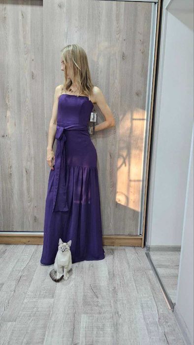 Продам Платье новое Vera Wang