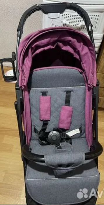 Коляска прогулочная