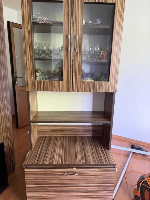 Mobila de vanzare 600 de lei toate 3