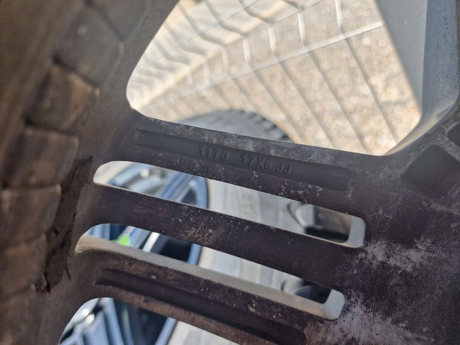 Гуми с Джанти за Мерцедес ГЛК 235/60 R 17