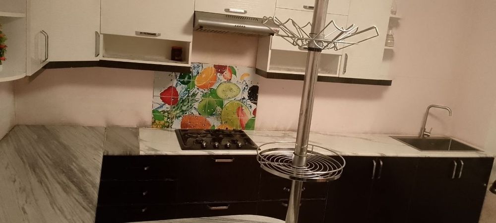 Срочно Продаётся кухонный гарнитур