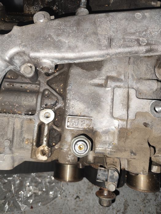 Продам двигатель субаро аутбек 2012 года br. EJ 25